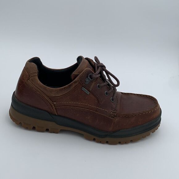 Ecco Track 25 brown leather low top ankle boots size 43 main image 4